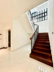 Mountbatten Road (D15), Terrace #608502571